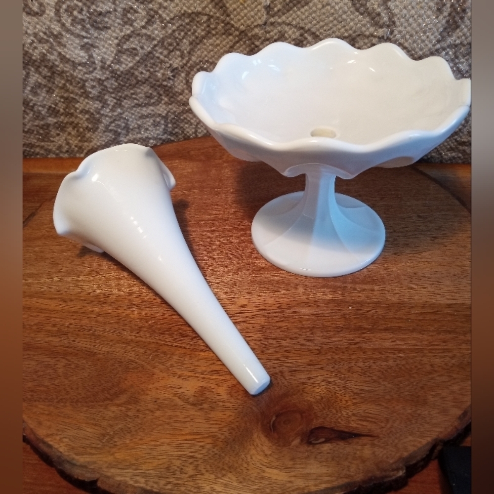 Vintage "VALLERYSTHAL" Milk Glass Compote MCM/ France 1950s Mint Condition - Picture 7 of 9
